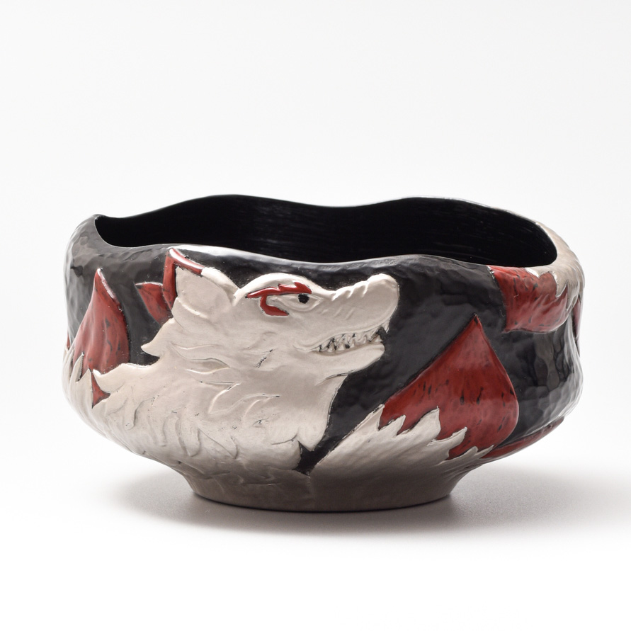 黒地九尾狐図茶椀